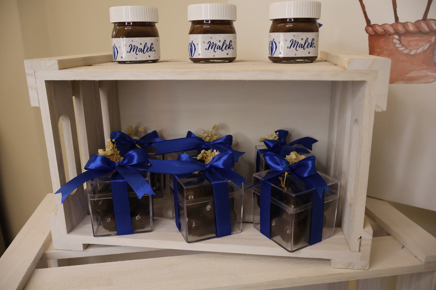 Hot Air Balloon Newborn Chocolate Setup- Decorated Plexi boxes